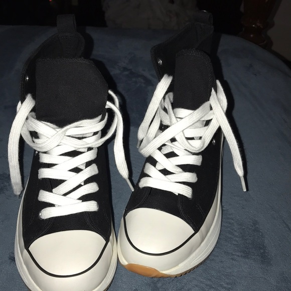 Madden Girl Shoes - Brand New Madden Girl platform sneakers
